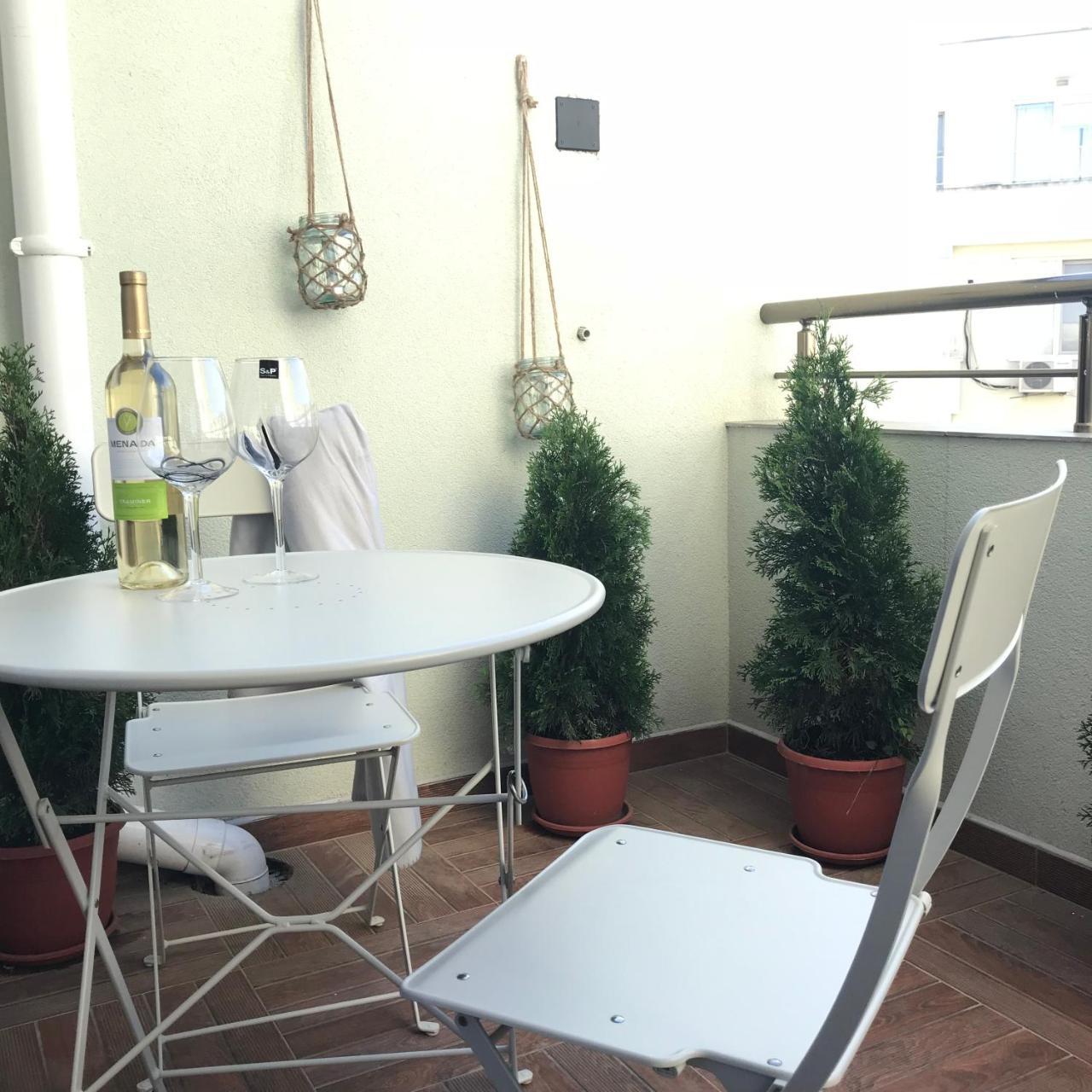 Bright, Comfortable And Cozy Apartment Burgas by Eksteriør bilde